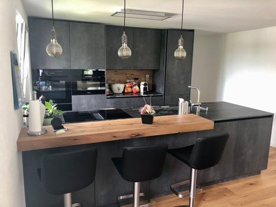 Neubau AV1070-GL Spachtelbeton